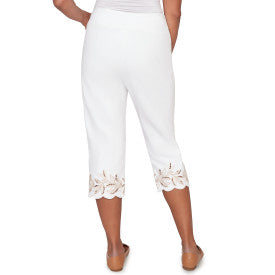 Natural Wonder Superstretch Denim Leaf Cut Out Capri