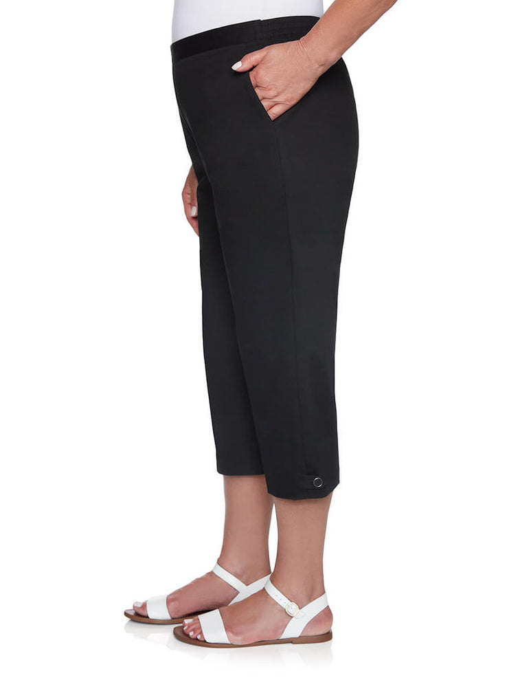Missy Twill Capri