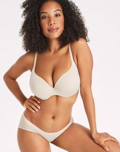 Womens Comfort Devotion Dreamwire Back Smooth UW Bra