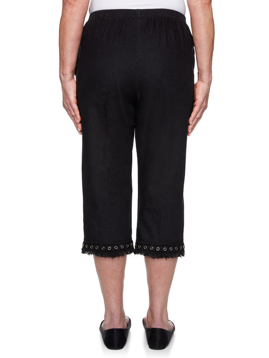 Checkmate Denim Lace Fringe Capri Pant Petite Size