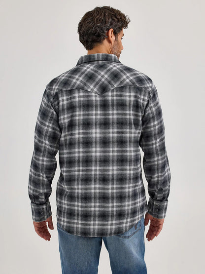Wrangler Retro Flannel Long Sleeve Snap Shirt Modern Fit