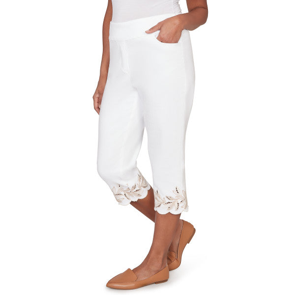 Natural Wonder Superstretch Denim Leaf Cut Out Capri