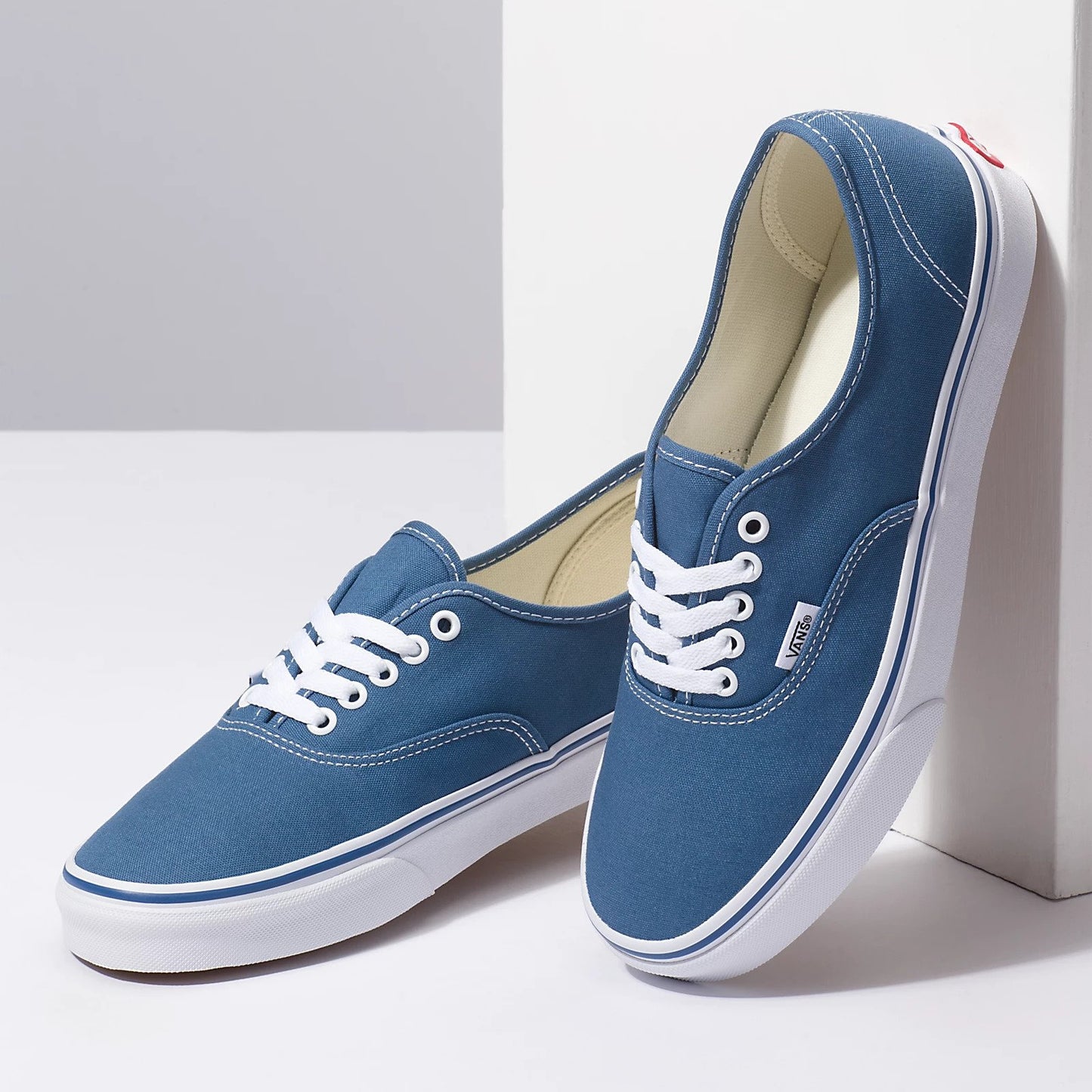 Authentic Unisex Sneaker