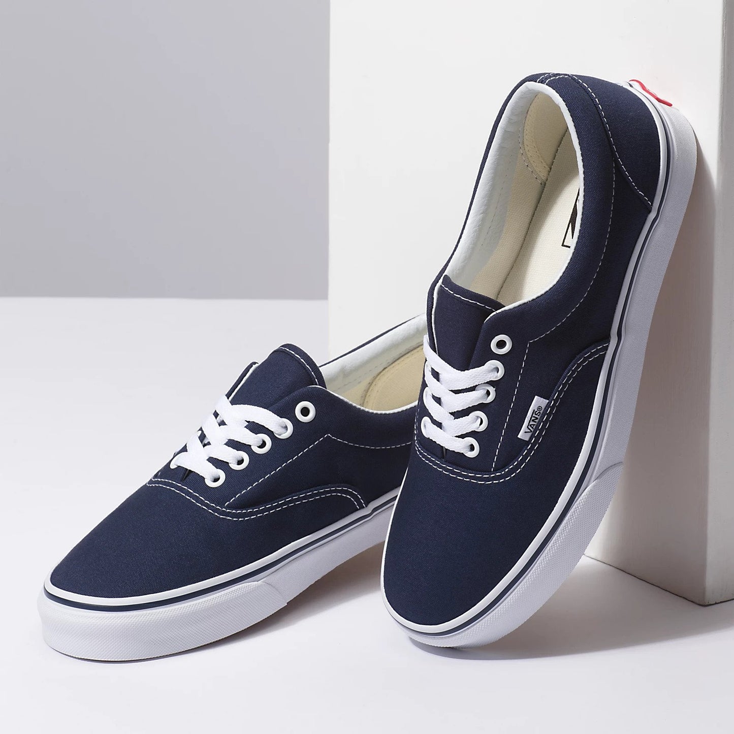 Authentic Unisex Sneaker