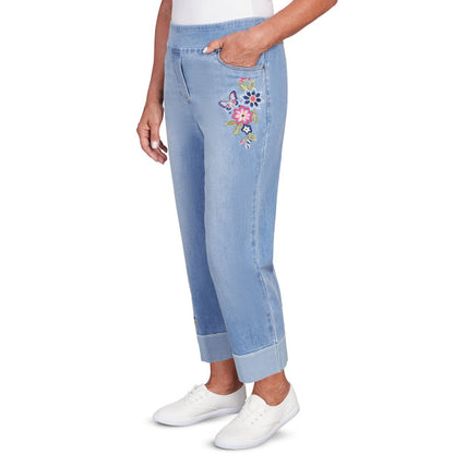 In Full Bloom Butterfly Emb Capri Pants