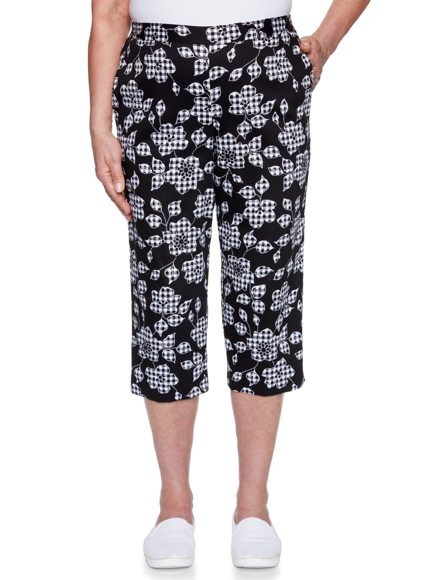 Checkmate Floral Check Capri Pants