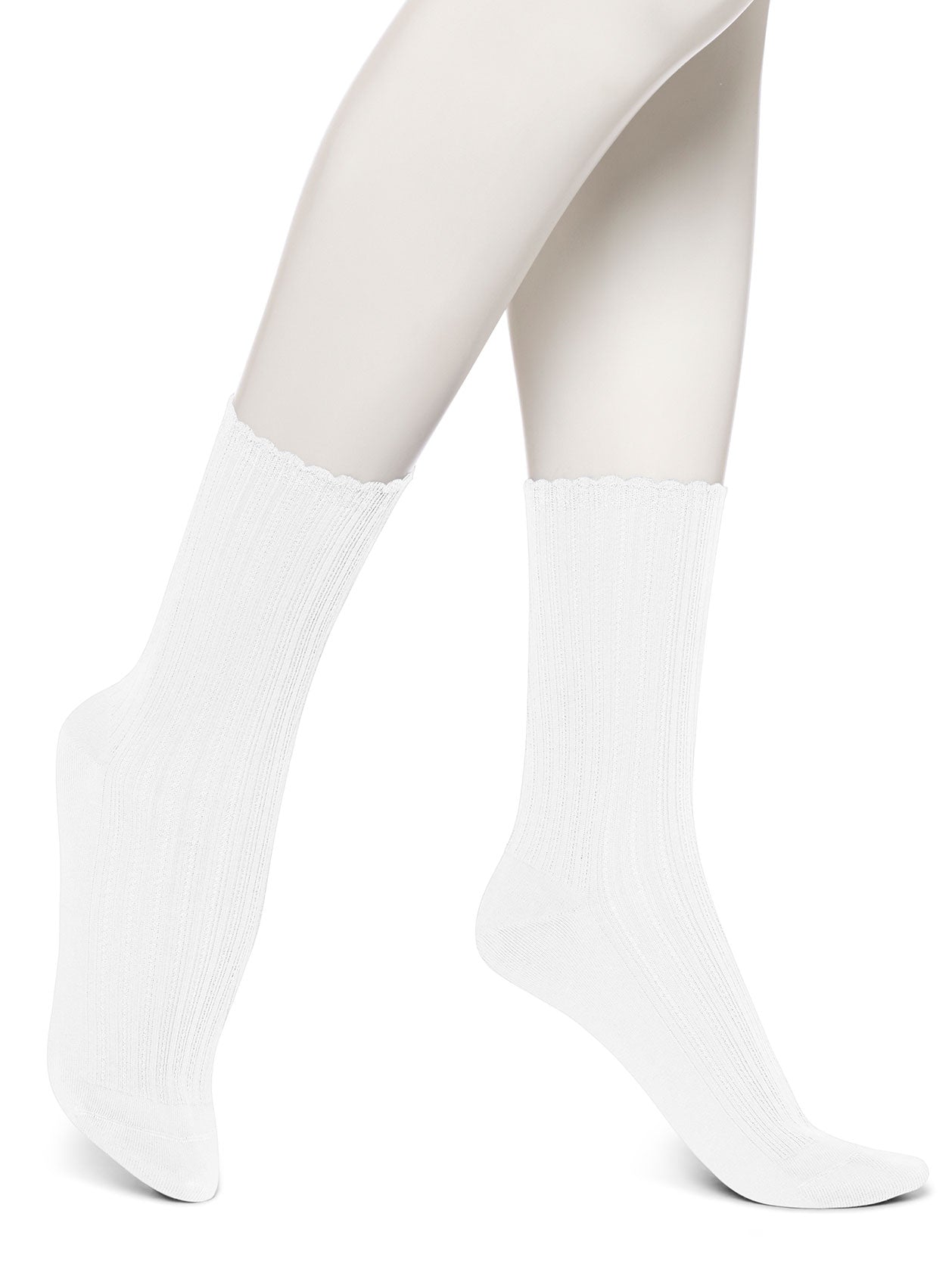 Scalloped Pointelle Crew Socks