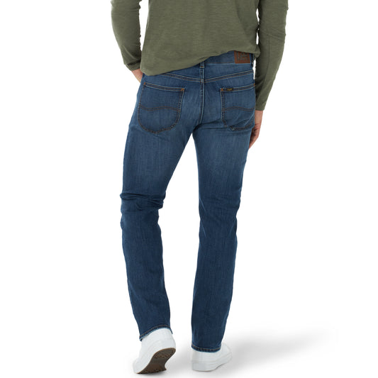 Mens Extreme Motion MVP Slim Fit Tapered Jean